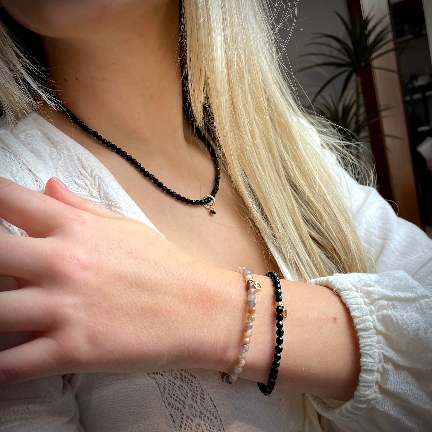 -Armband Onyx "Gelassen S(t)ein" 4 mm Perlen facettiert - Sterling Silber / Sterling Silber 24k vergoldet