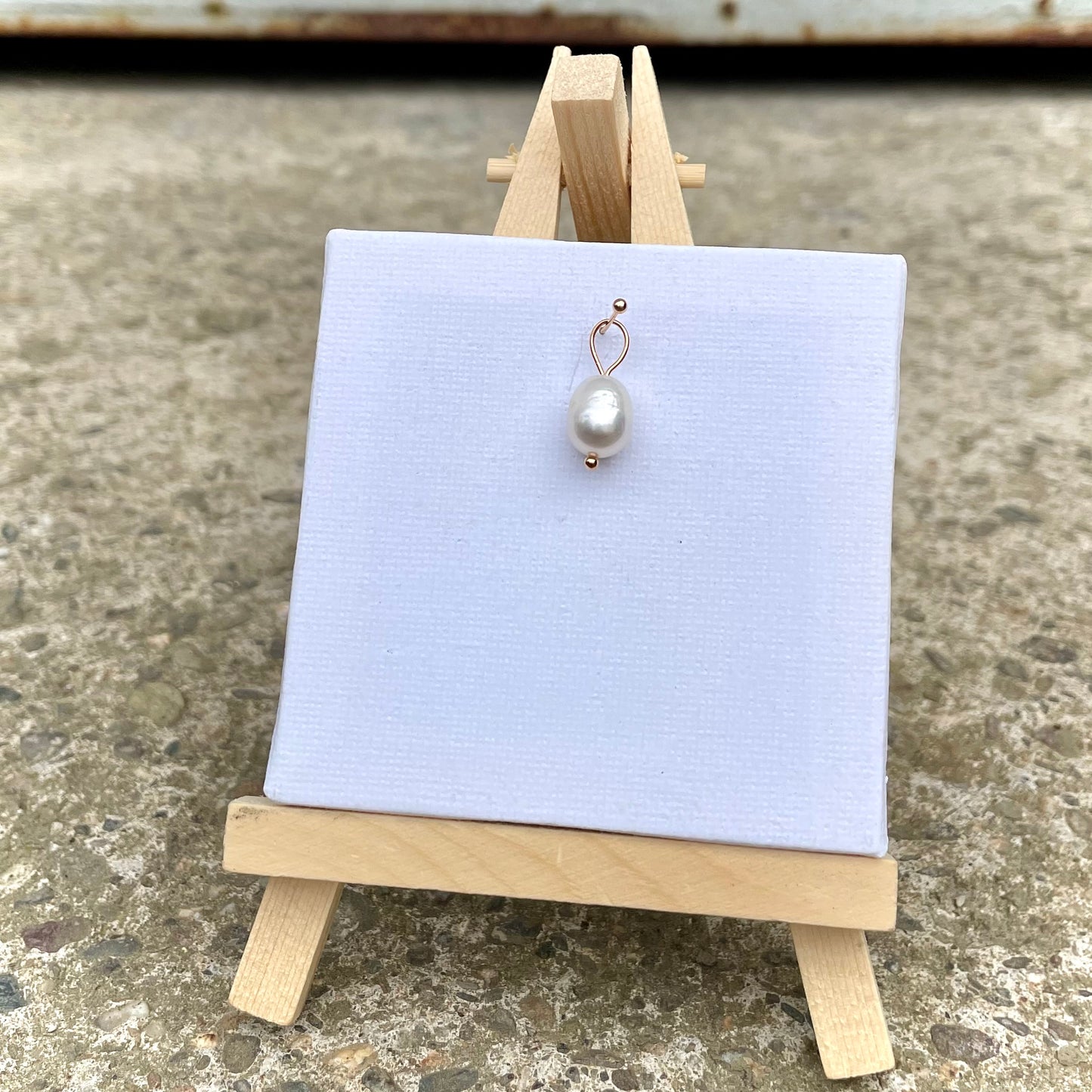 Charm -Süßwasserperle- Gold