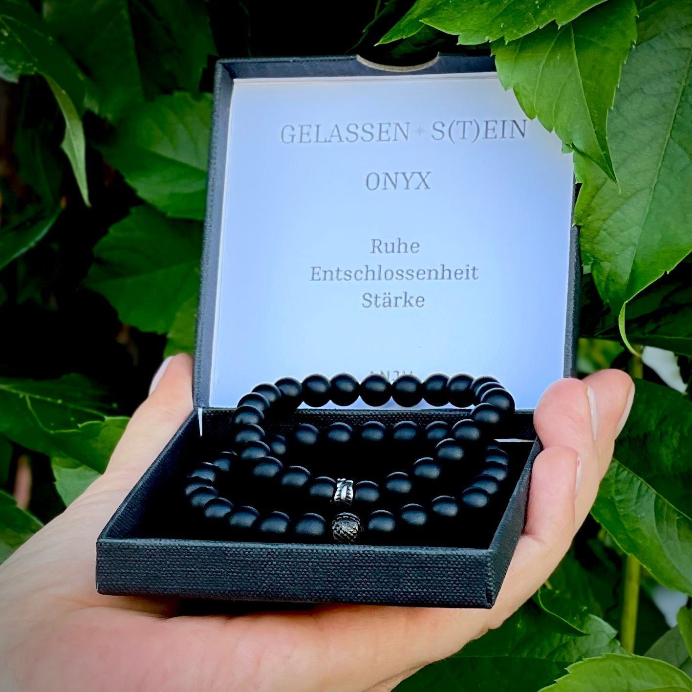 Arrmband Onyx "Gelassen S(t)ein" -8mm Perlen & schwarzer Edelstahlzwischenperle