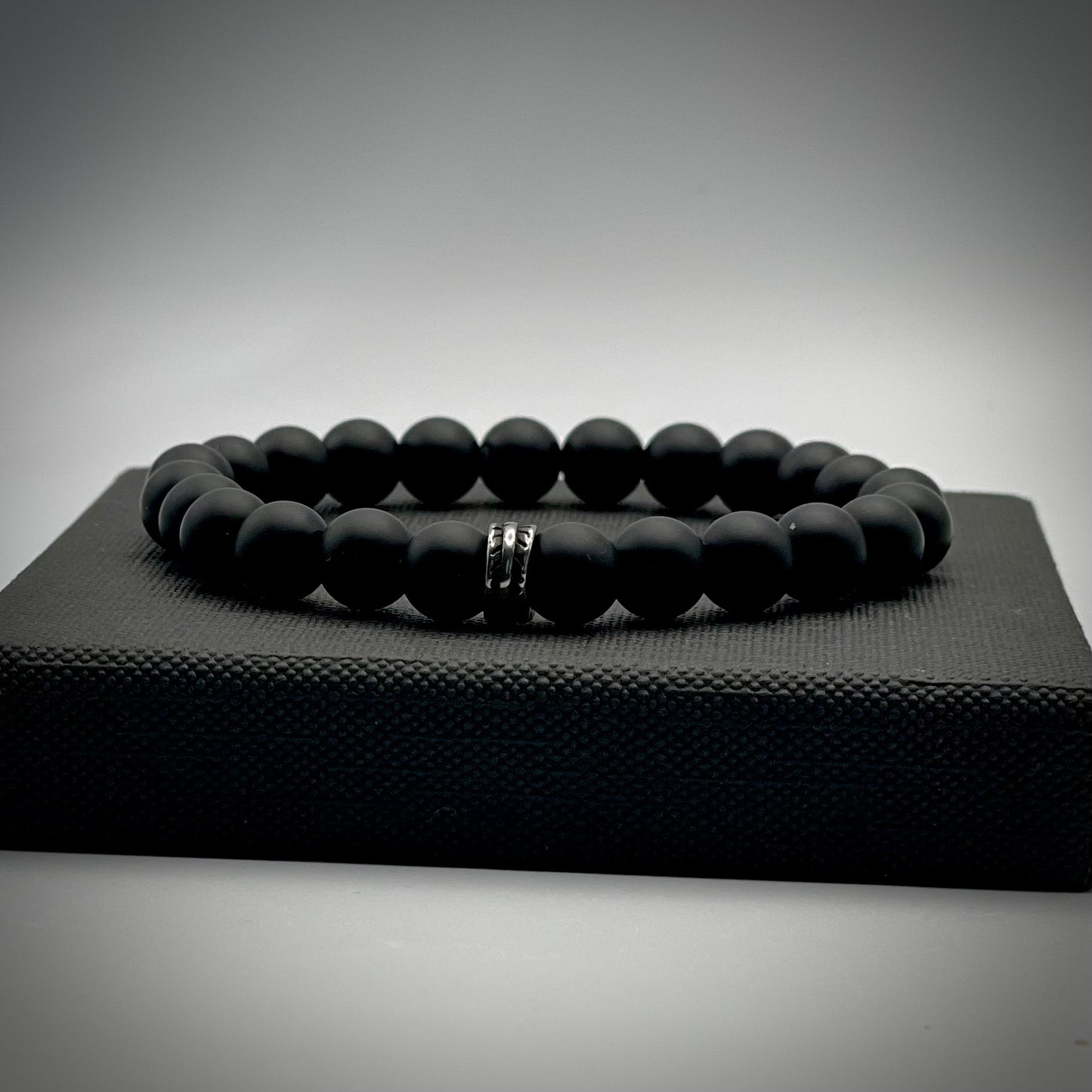 Armband Onyx "Gelassen S(t)ein - 8mm Perlen & Edelstahzwischenteil