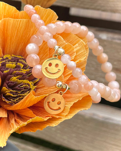 Armband Sonnenstein „Positiv S(t)ein“ mit 6 mm Perlen und Anhänger