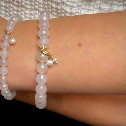 --Armband Rosenquarz "Verbunden S(t)ein" mit 8 mm Perlen und 2 Süßwasserperlen